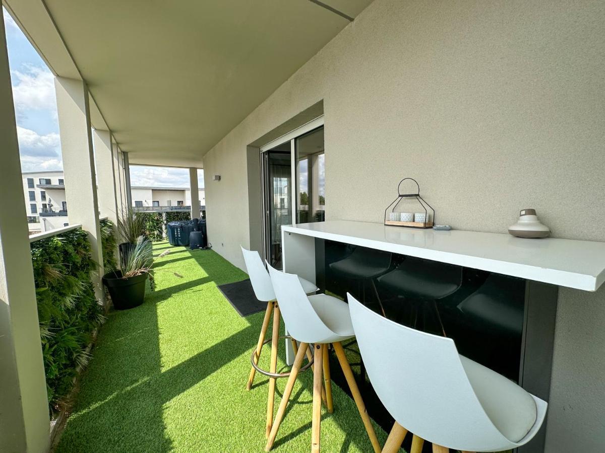 דירות מונטבראן Loggia Dream Jacuzzi מראה חיצוני תמונה